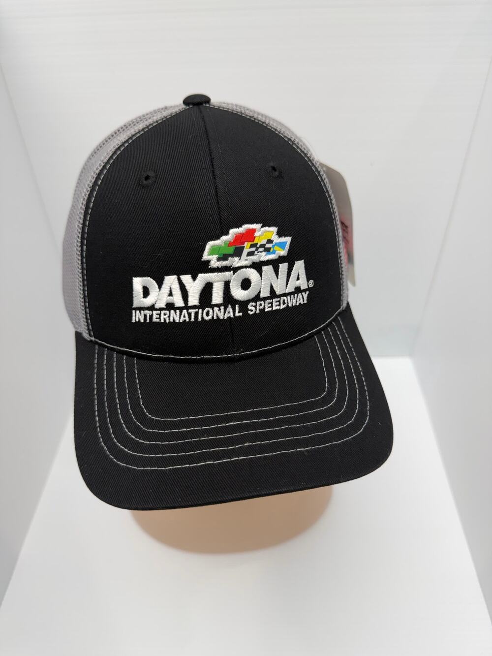 NASCAR Daytona International Speedway Hat Black Gray Mesh Trucker Cap NWT